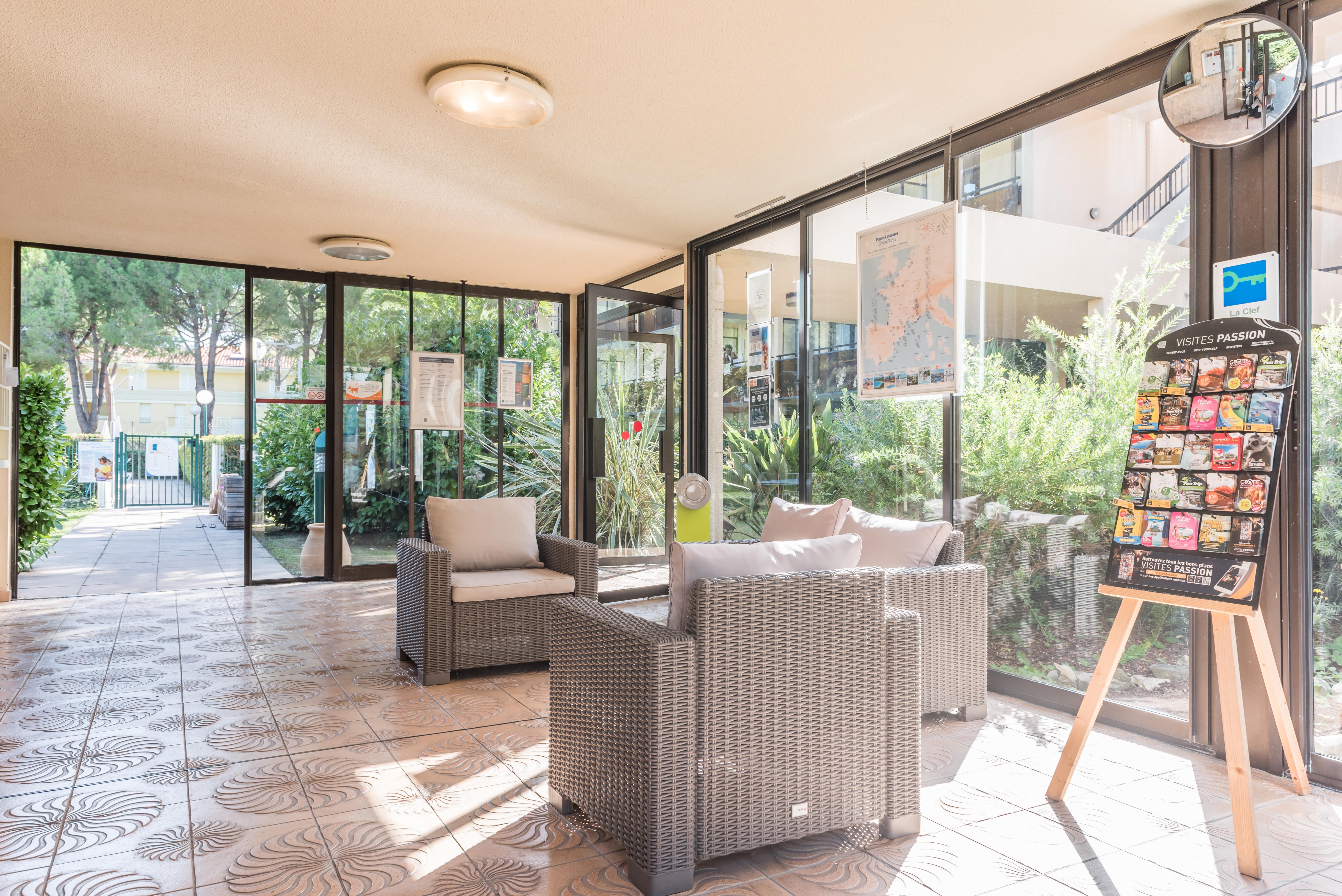 Residence Pierre & Vacances Les Jardins Ombrages Mandelieu La Napoule Ngoại thất bức ảnh
